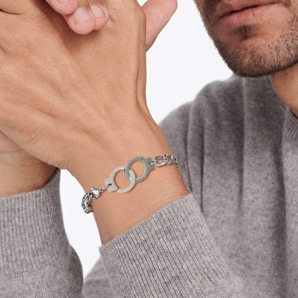 PENDRA Handcuff Chunky Bracelet
