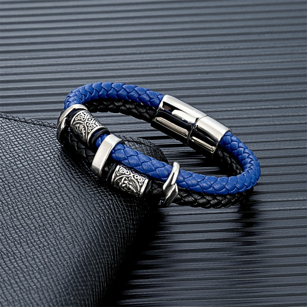 PENDRA Rune Compass Bracelet