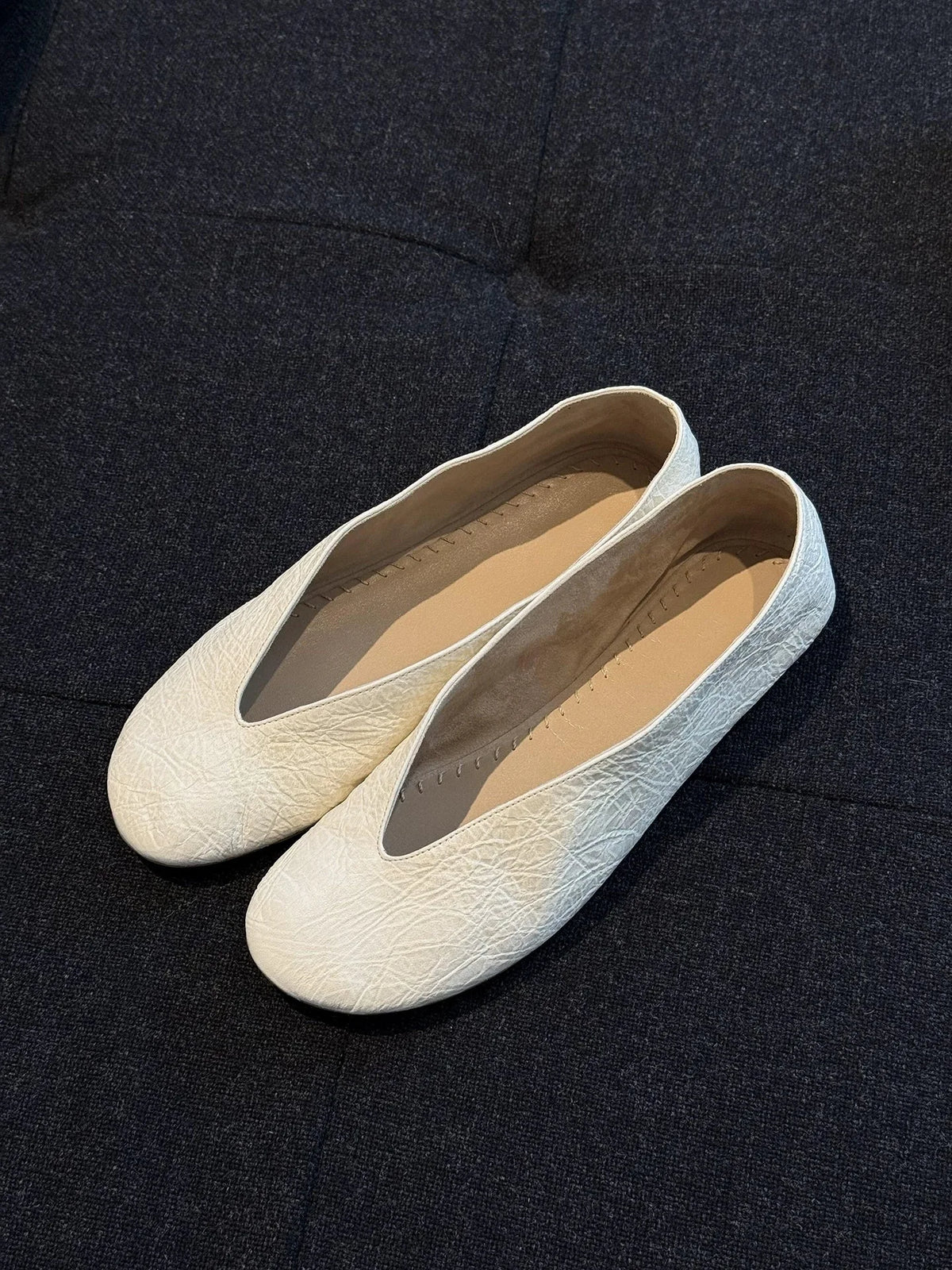 PENDRA Flat Spot Sheepskin Shoes