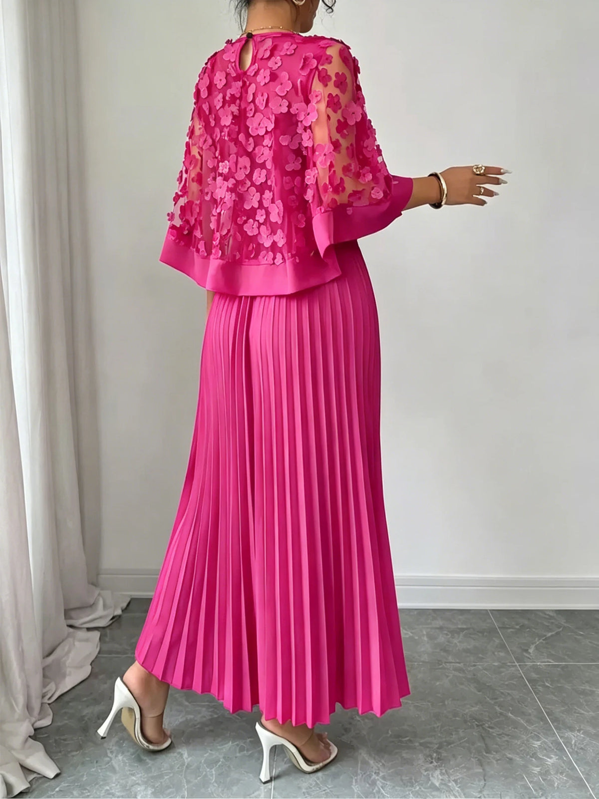 PENDRA Line Pleated Appliqued Accessory