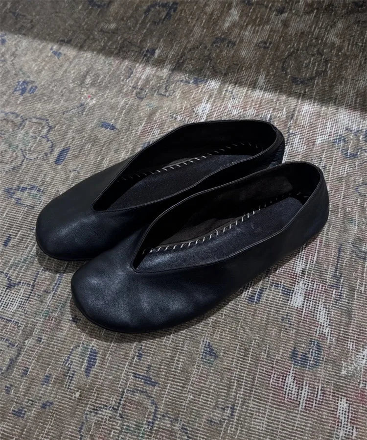 PENDRA Flat Spot Sheepskin Shoes