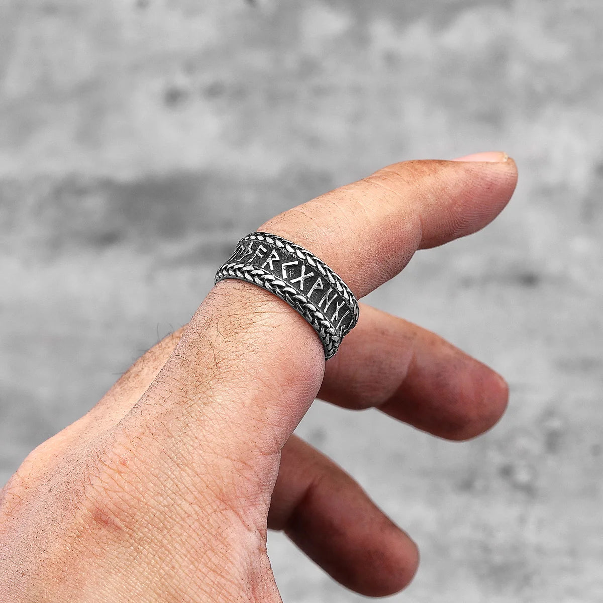 PENDRA Nordic Characters Boyfriend Steel Ring