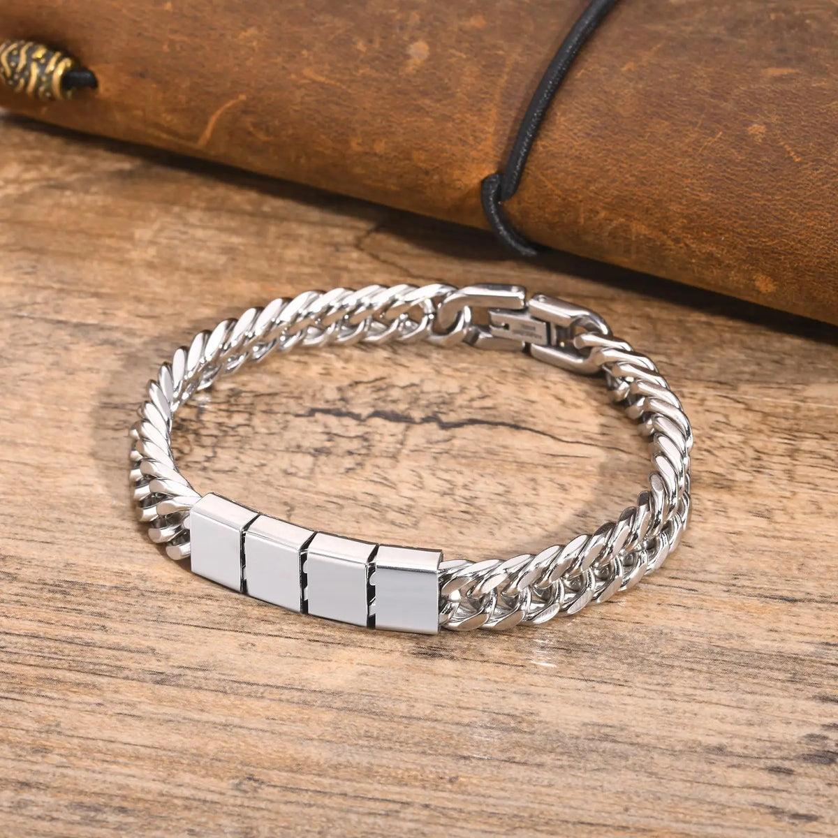 PENDRA Eliquin Custom Engraved Bracelet