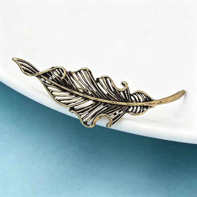 PENDRA Folia Vintage Leaf Brooch