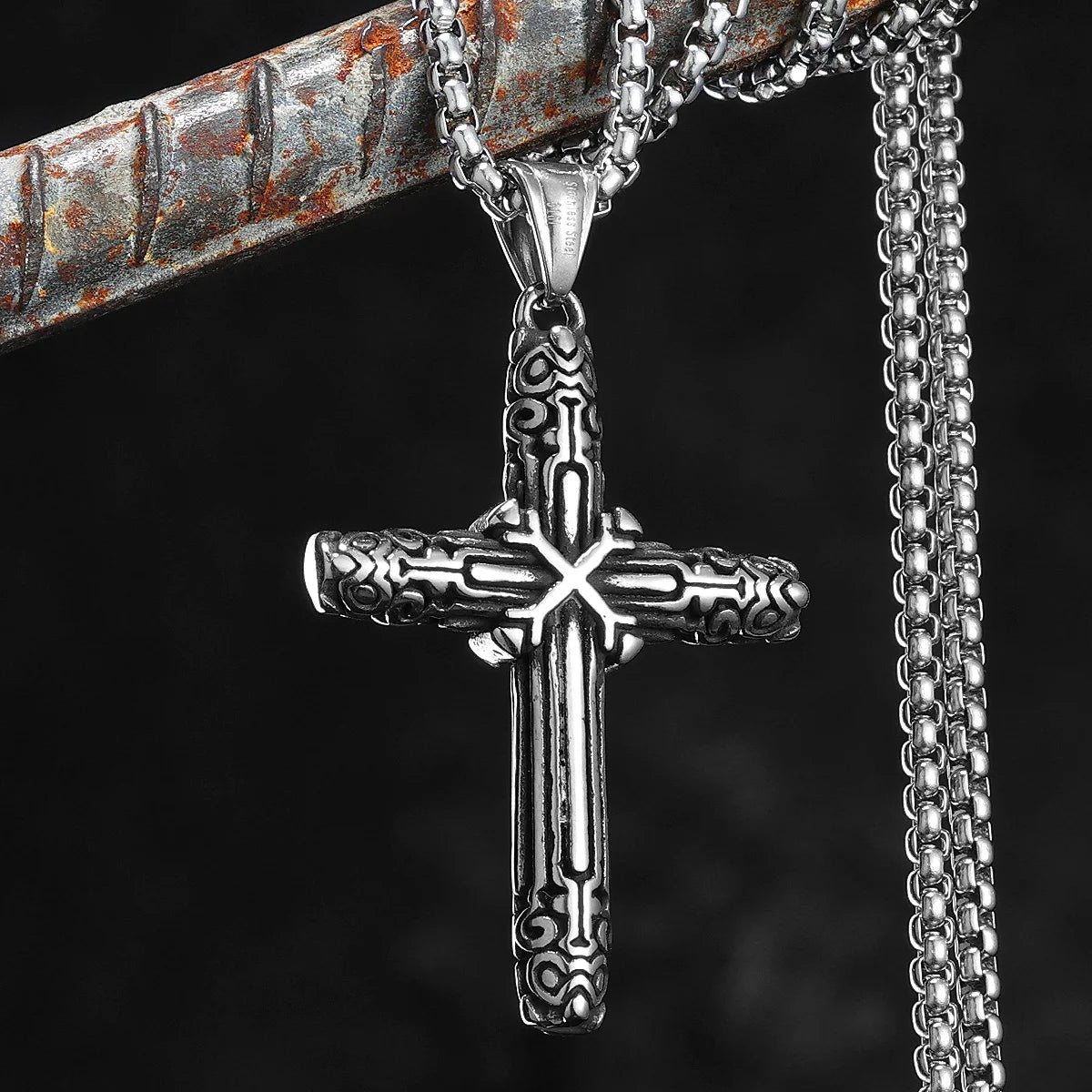 PENDRA Cross Carving Steel Necklace