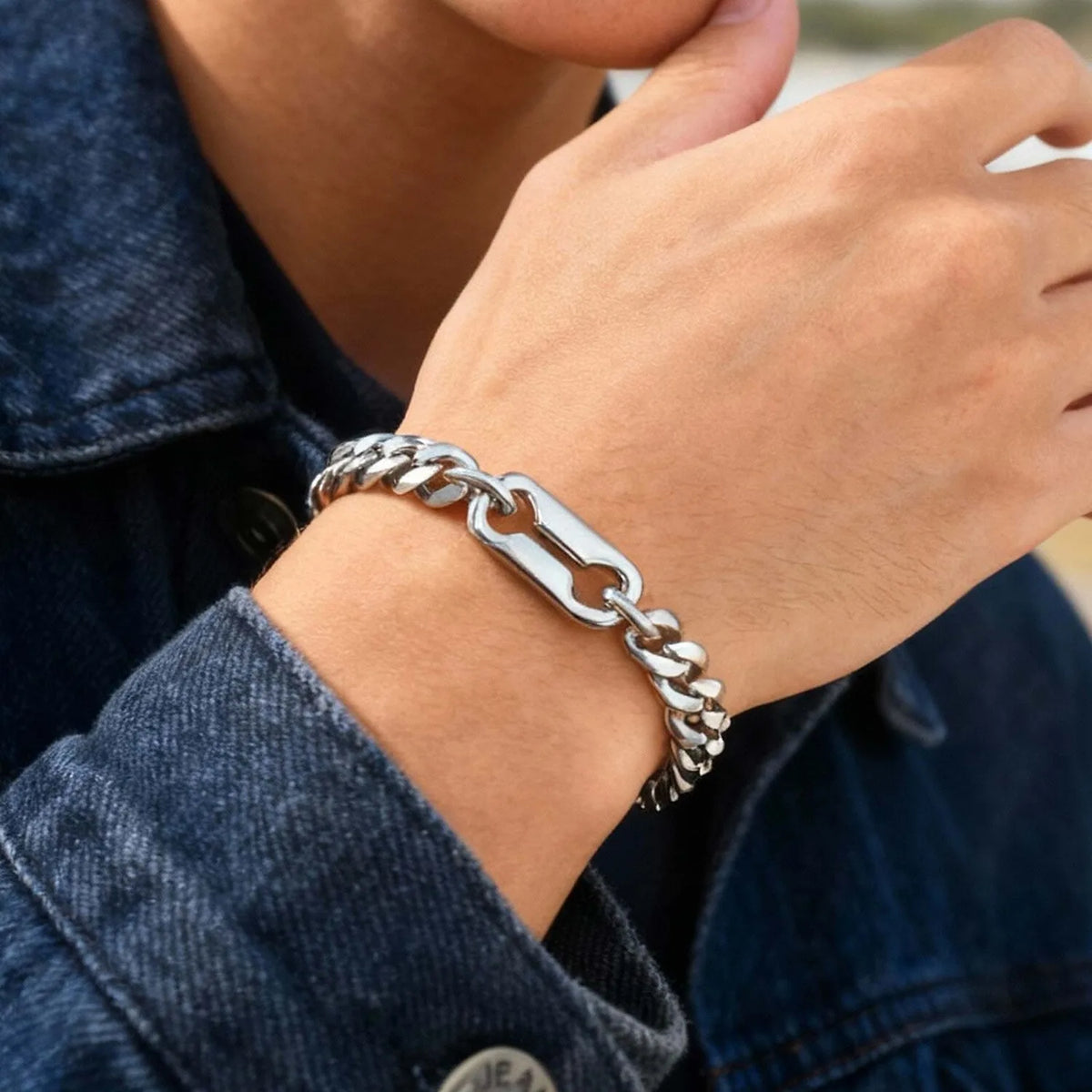 PENDRA Charm Cuban Bracelet