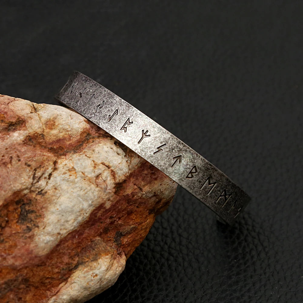 PENDRA Runeband Vintage Viking Rune Bracelet