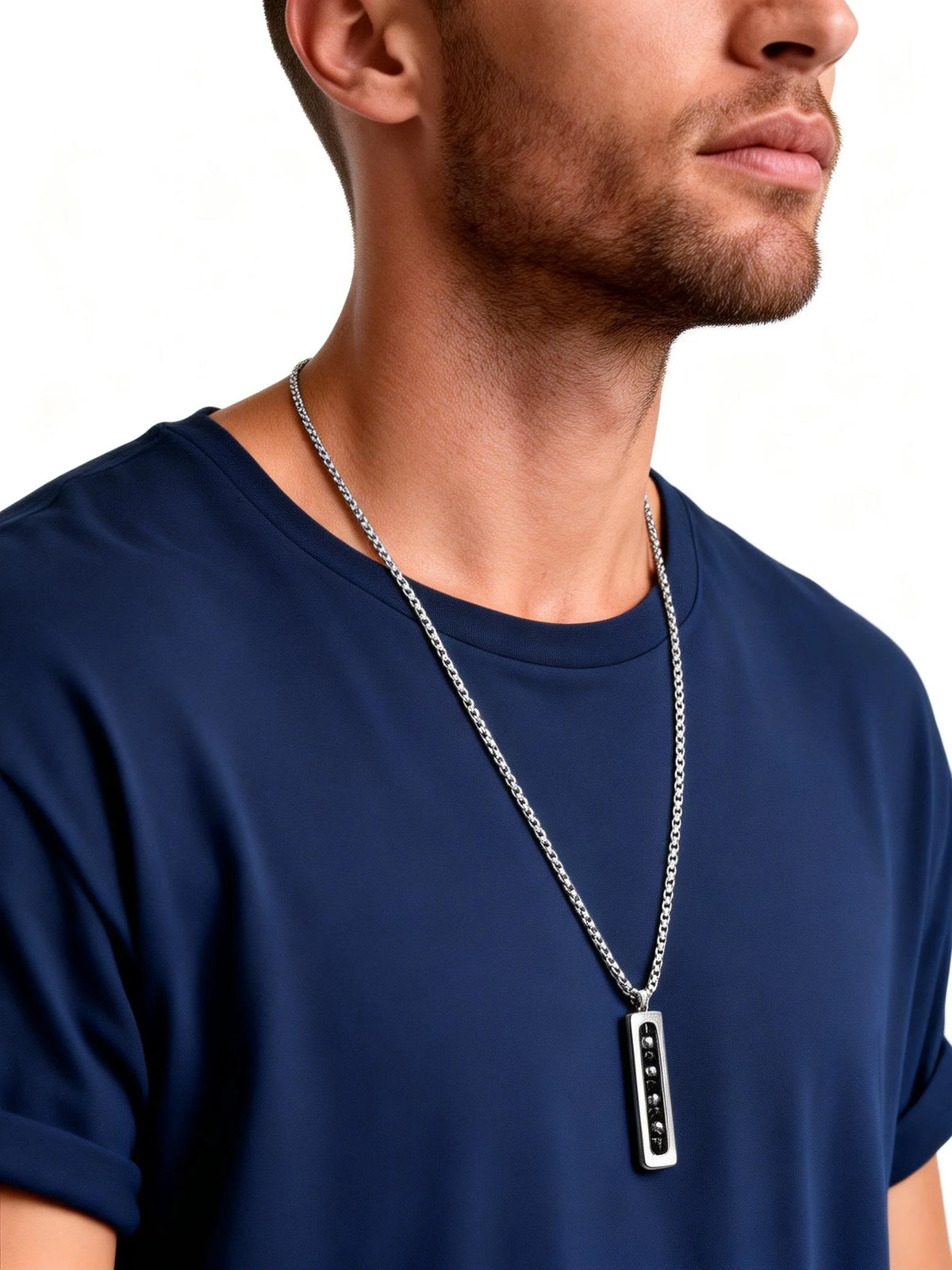 PENDRA Bar Silver Pendant Necklace