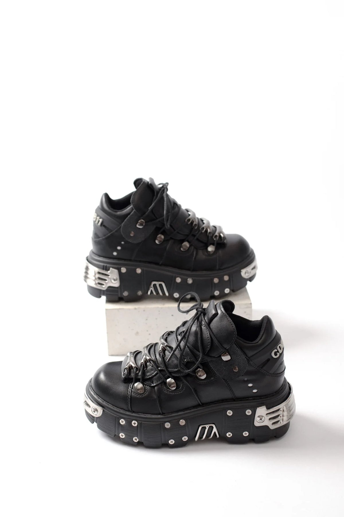 PENDRA Lace Platform Ankle Boots
