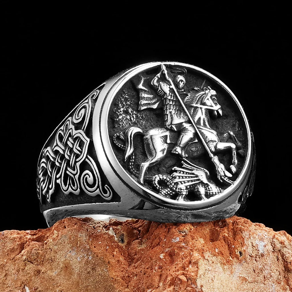 PENDRA Saint George Slay Ring