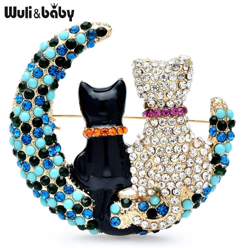 Wuli&baby Lovely Sitting Moon Cats Brooches For Women Shining Rhinestone Pets Animal Party Office Brooch Pins Gifts