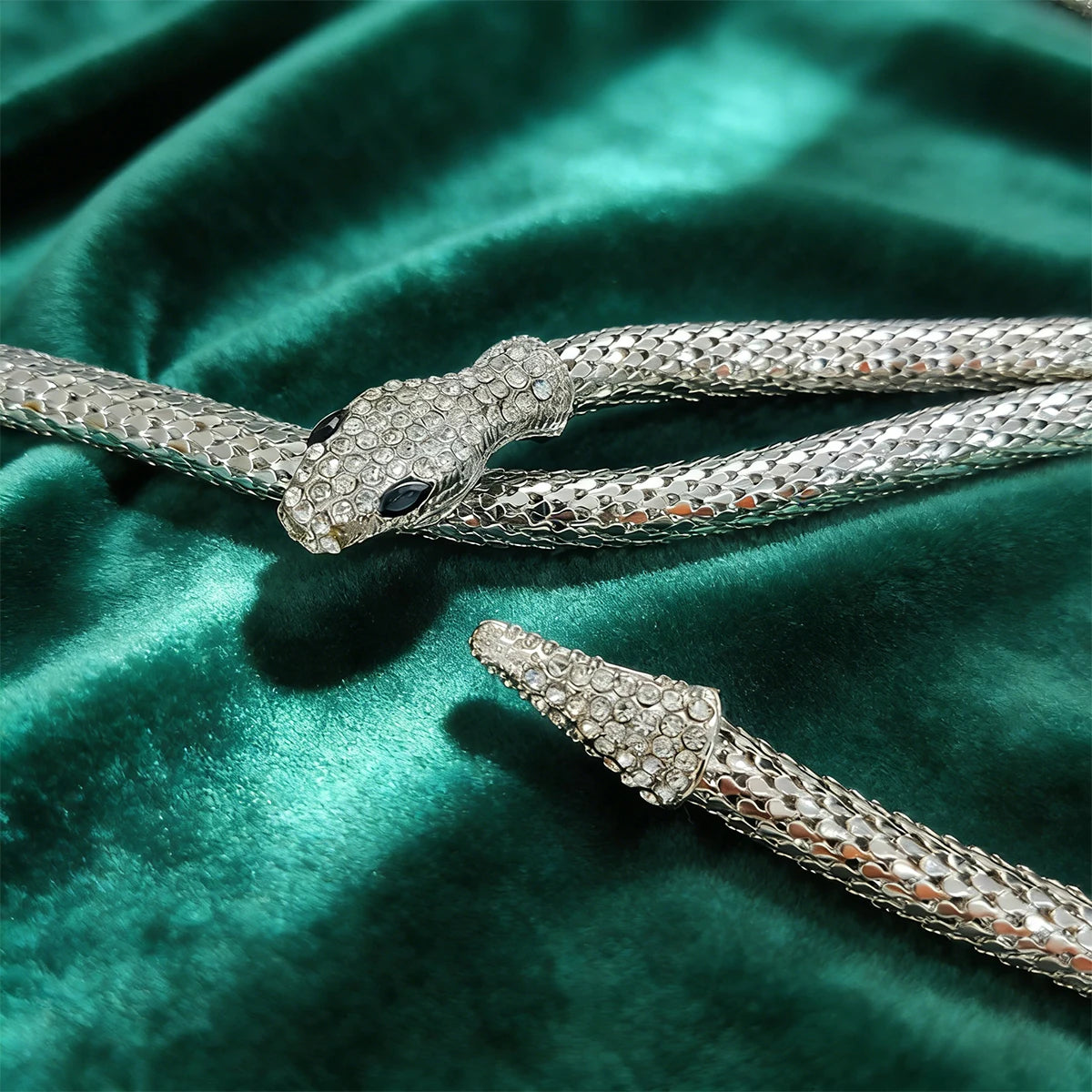 PENDRA Noraaya Rhinestone Snake Gothic Belt