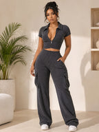 New Women's Striped Casual Two-piece Set, Featuring a Short-sleeved Zip-up Collar Cropped Top and Multi-pocket Slim-fit Trousers With a Hip-lifting Design, Suitable for Everyday Wear.