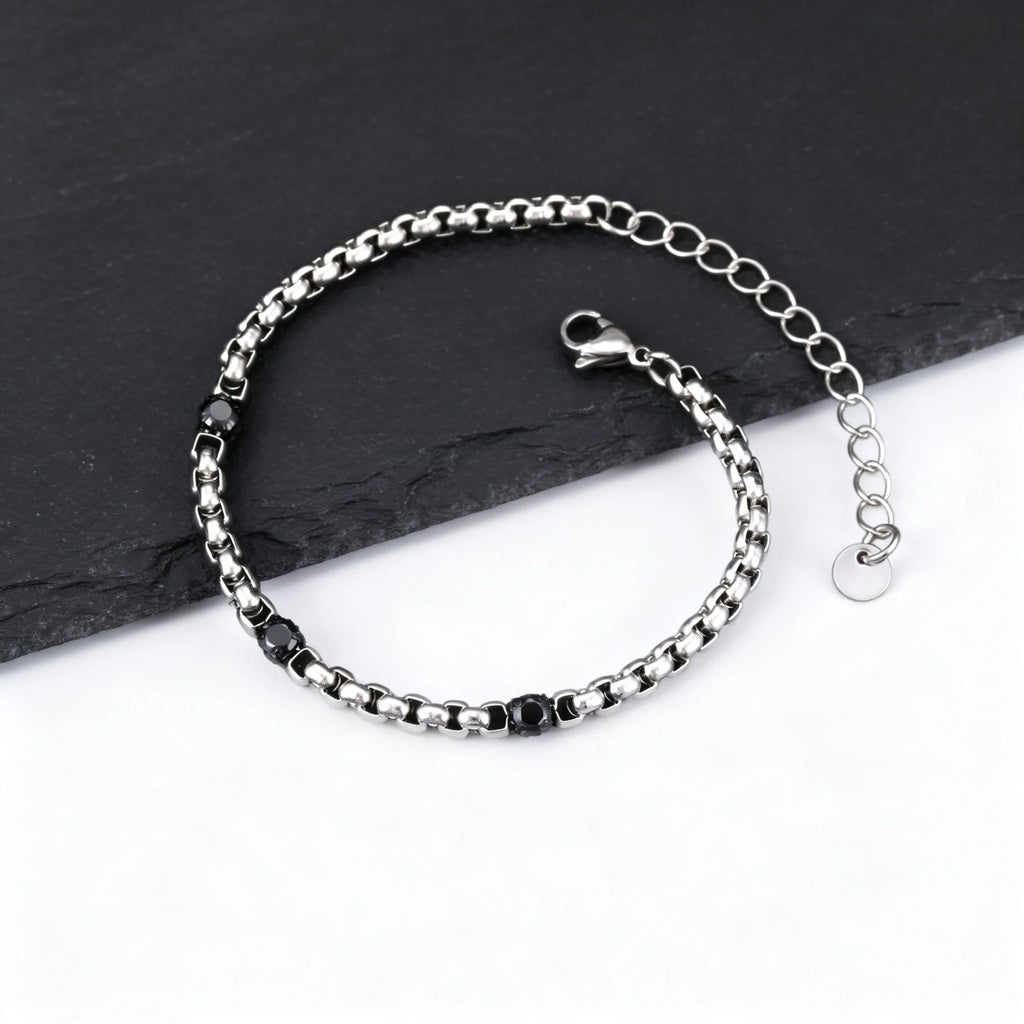 PENDRA Stone Black Bracelet