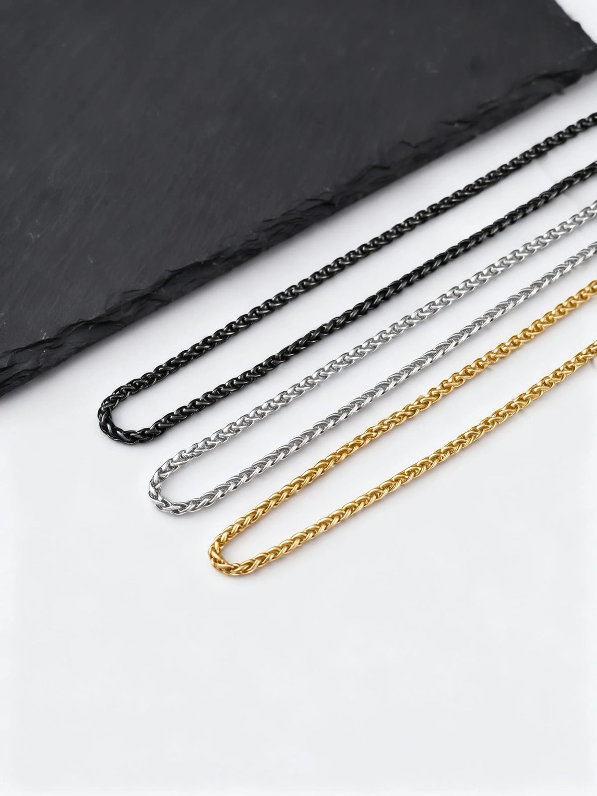 PENDRA Wheat Black Chain Necklace