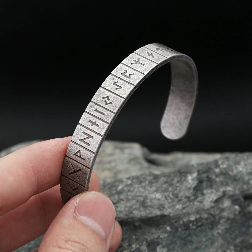 PENDRA Runeband Nordic Viking Rune Bracelet