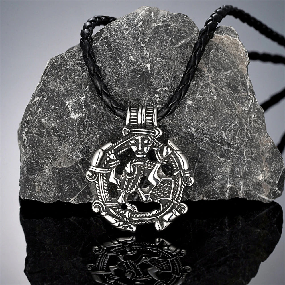 PENDRA Rune Vintage Viking Necklace