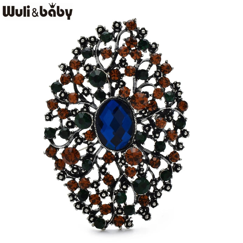 PENDRA Royale Round Flower Brooch