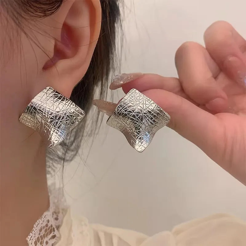 VENTFILLE 925 Sterling Silve Flower Hoop Earring for Women Line Hollow Out Minimalist Office Versatile Jewelry Gift Dropshipping