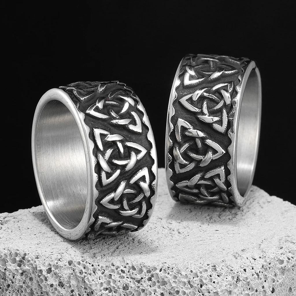 PENDRA Nordic Celtic Knot Steel Ring