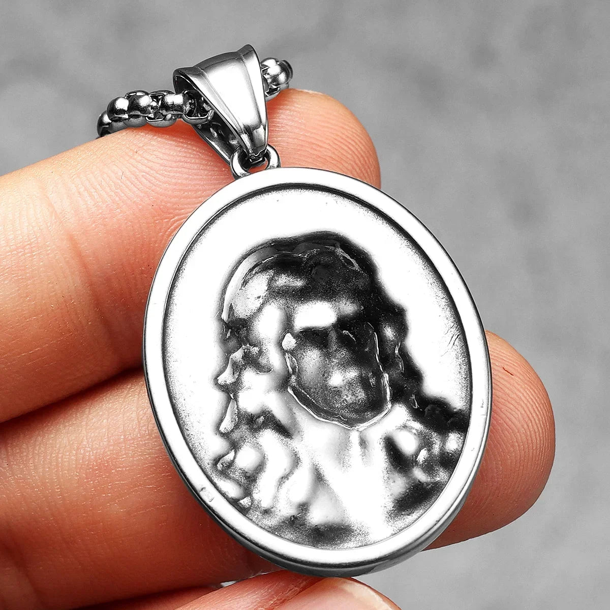PENDRA Yoriselle Cross Charm Necklace