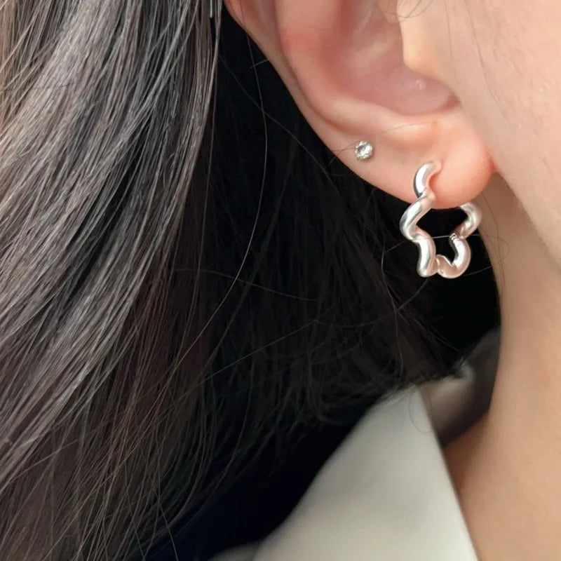 VENTFILLE 925 Sterling Silve Flower Hoop Earring for Women Line Hollow Out Minimalist Office Versatile Jewelry Gift Dropshipping