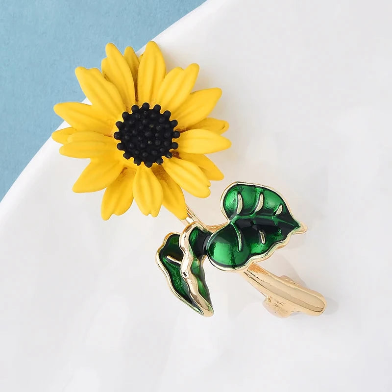 PENDRA Solara Cute Sunflower Brooch