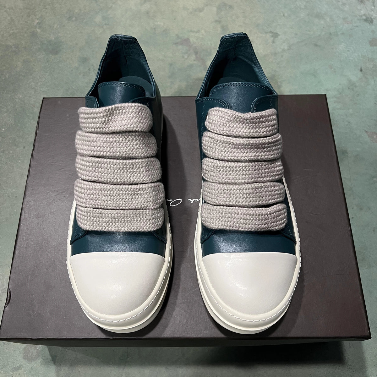 New Brand Jumbo Lace Women Sneaker Green Low Top Men Trainer Leather Luxury Thick-sole Punk Flat Gothic Designer Flat Men Shoe