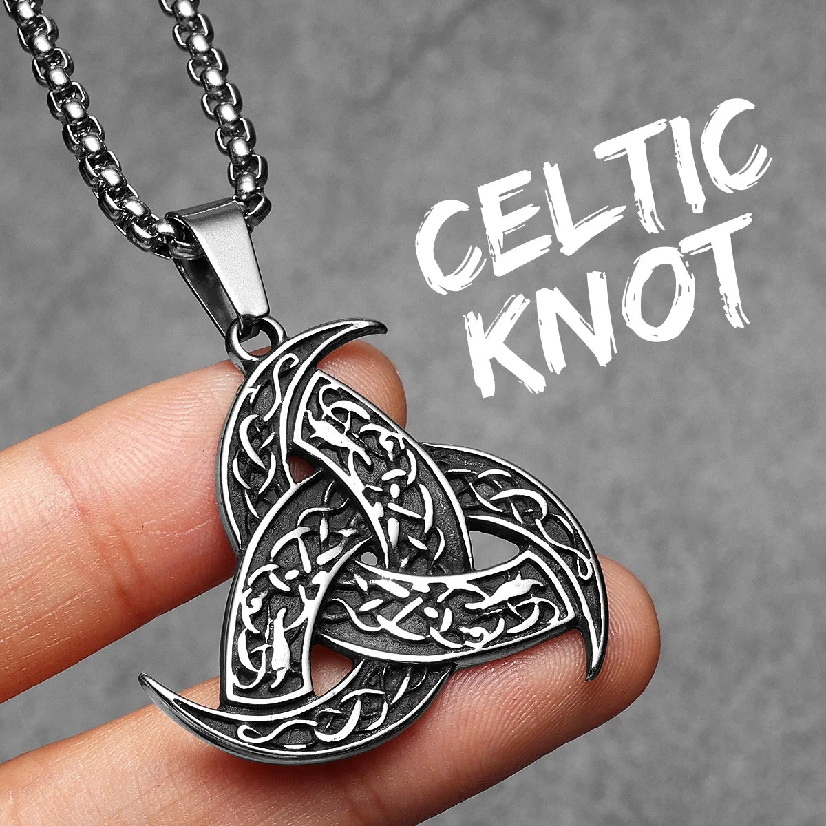 PENDRA Yorilith Viking Rune Necklace