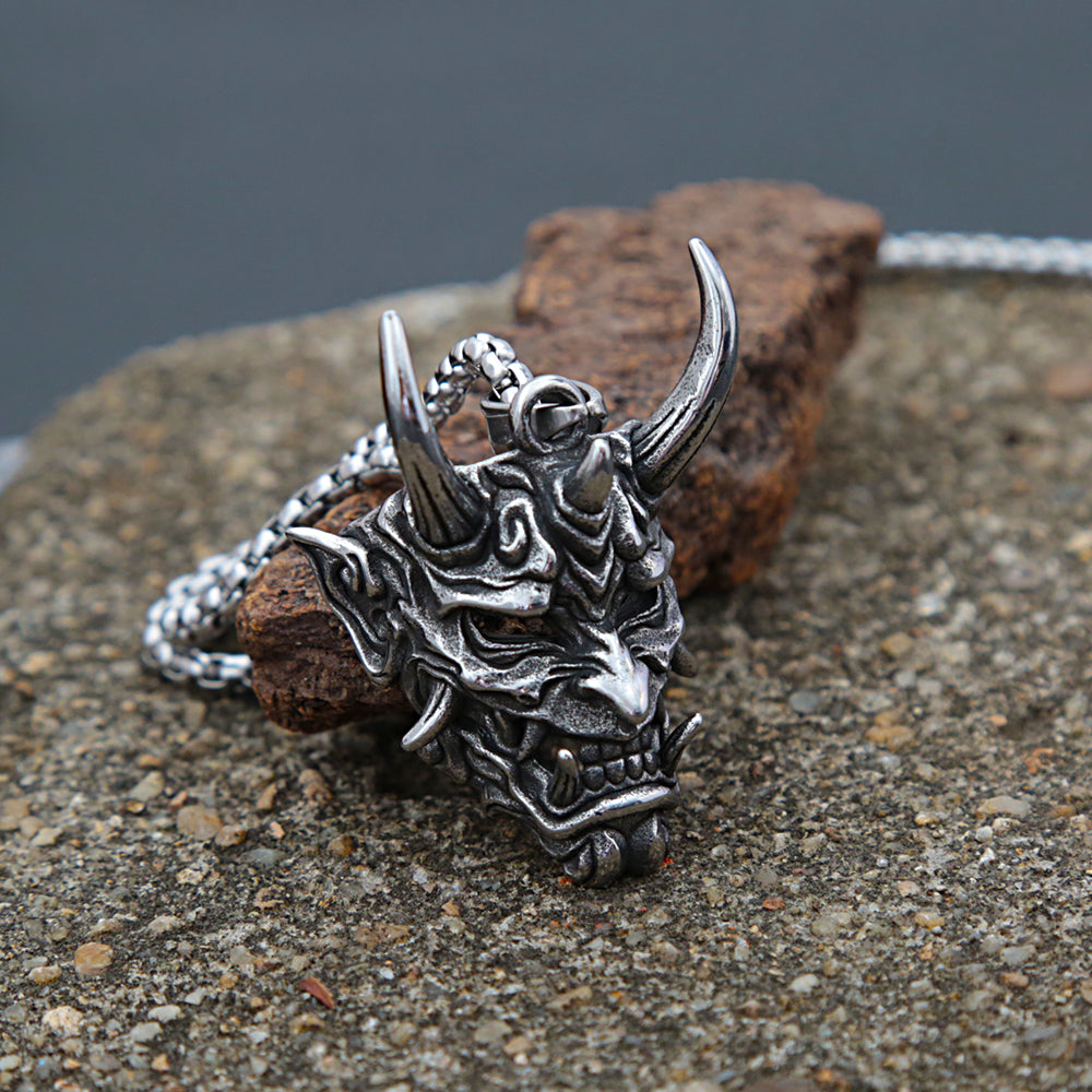 PENDRA Maskskull Gothic Mask Skull Pendant