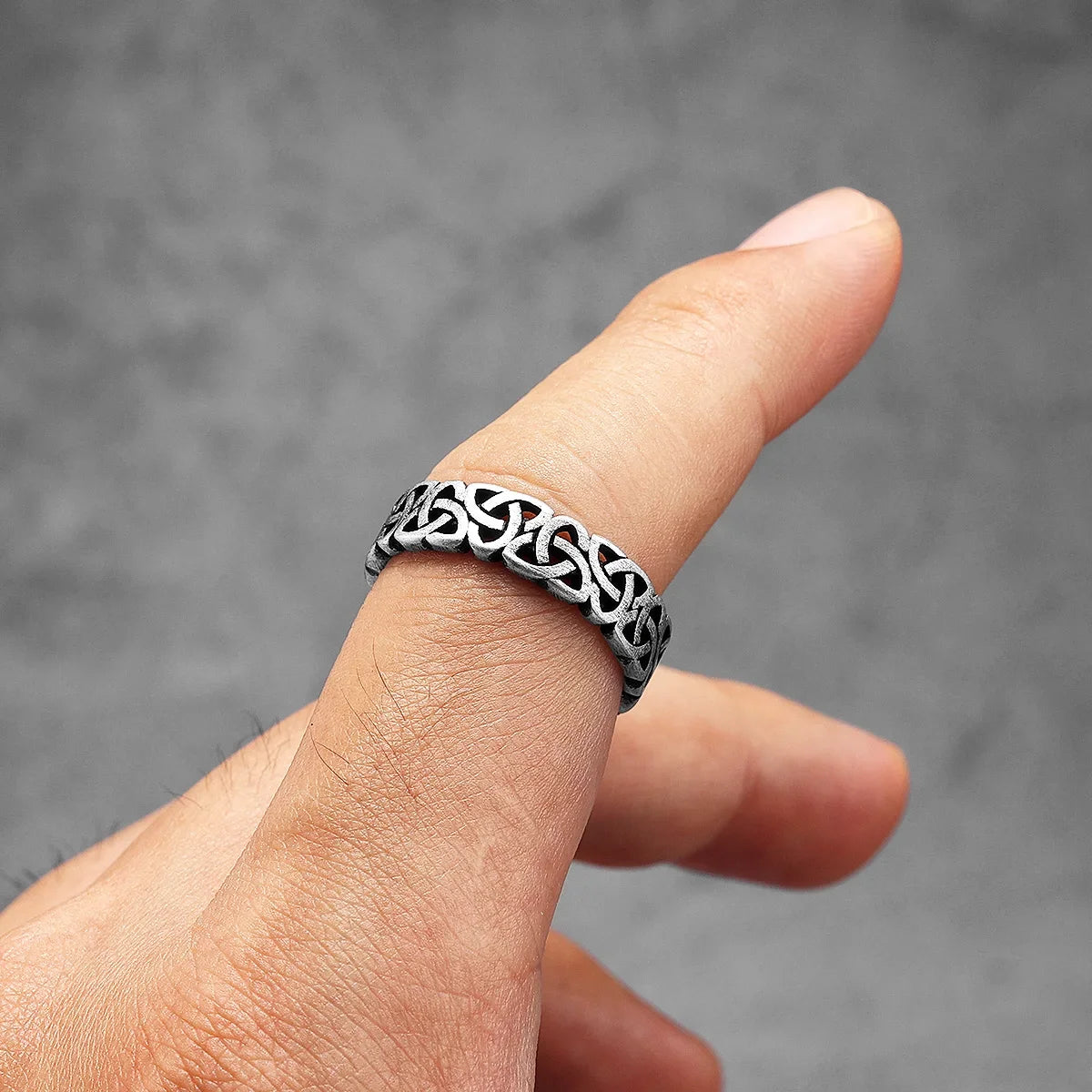 PENDRA Celtic Knot Rock Steel Ring