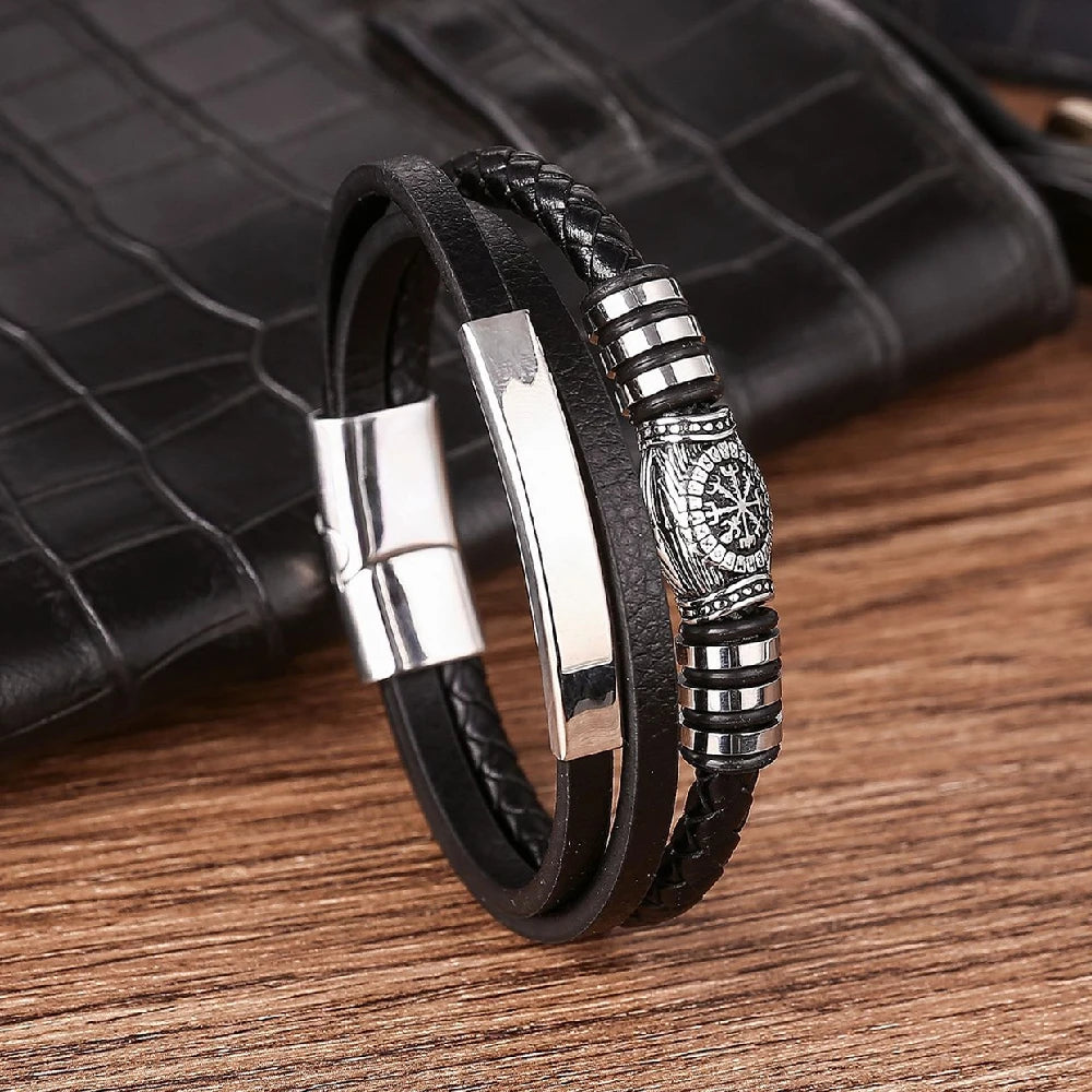PENDRA Rune Compass Steel Bracelet