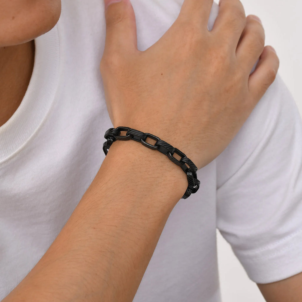 PENDRA Rectangular Chunky Bracelet