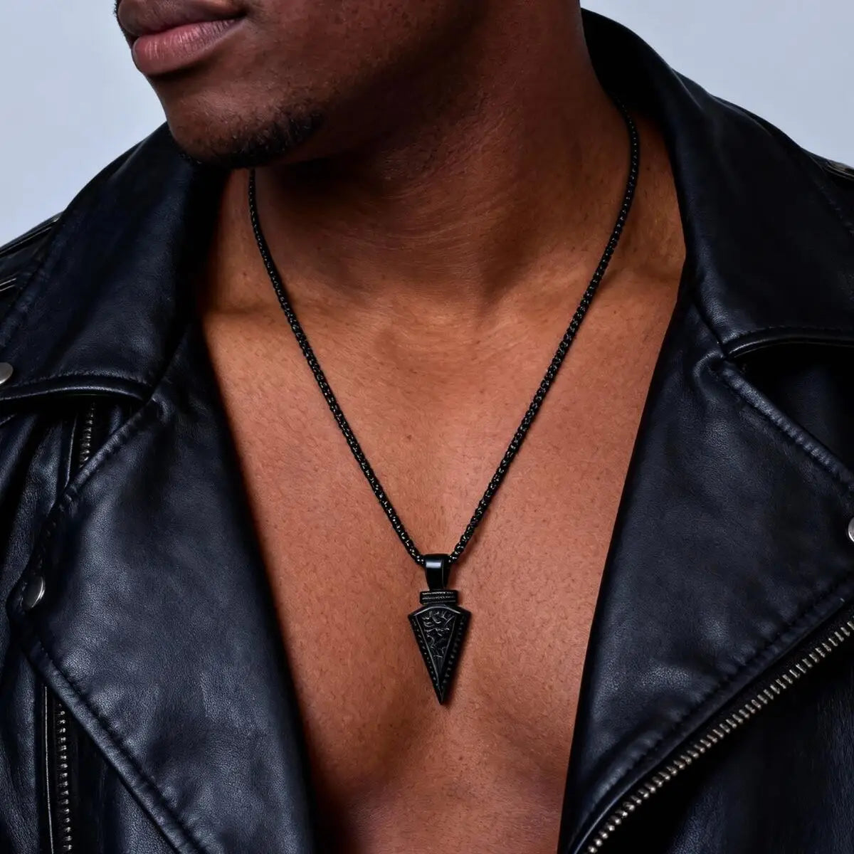 Vintage Viking Triangular Spearhead Necklace for Men,Stainless Steel Casting Triangular Arrow Pendant,Talisman Jewelry Gift