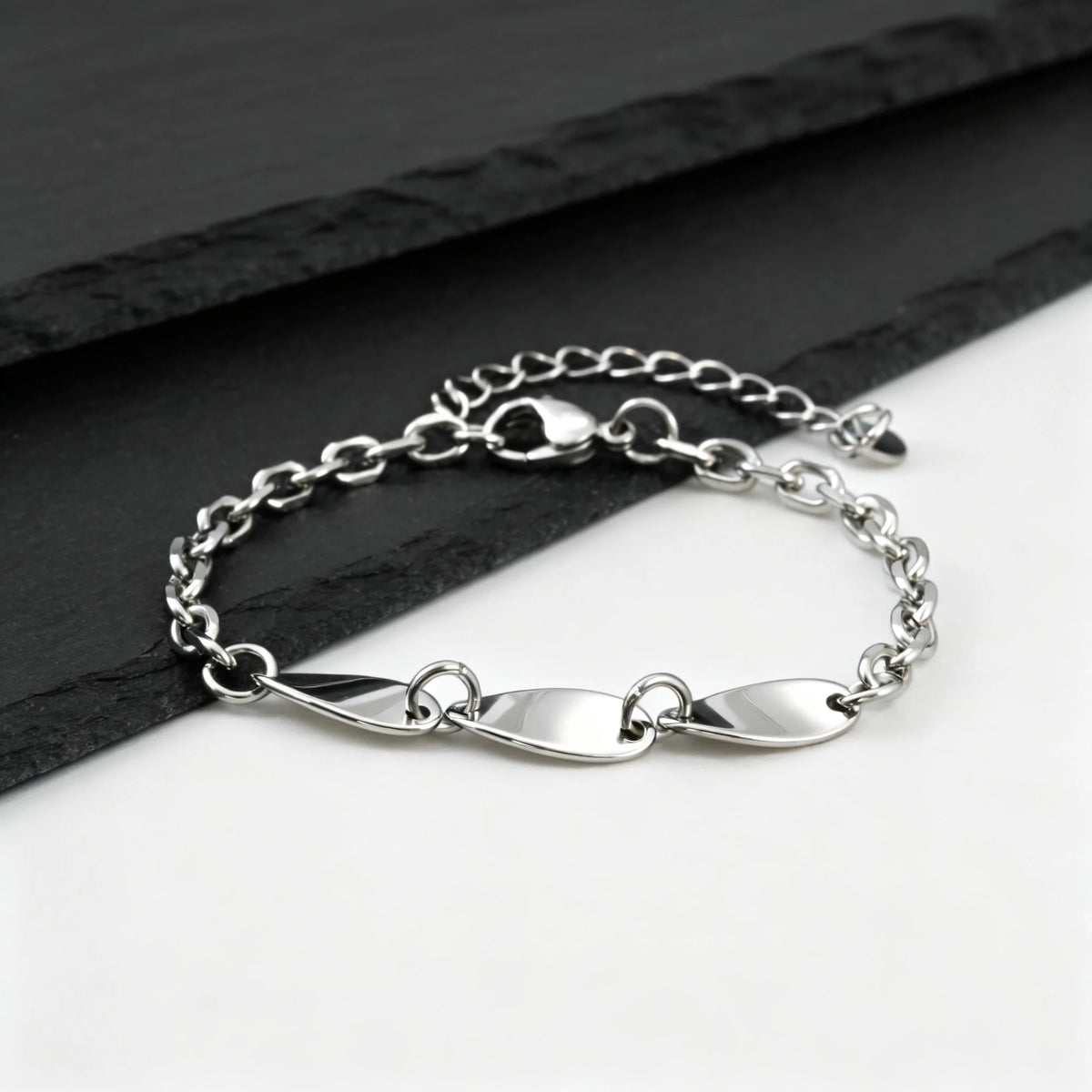 PENDRA Silver Link Bracelets Bracelet