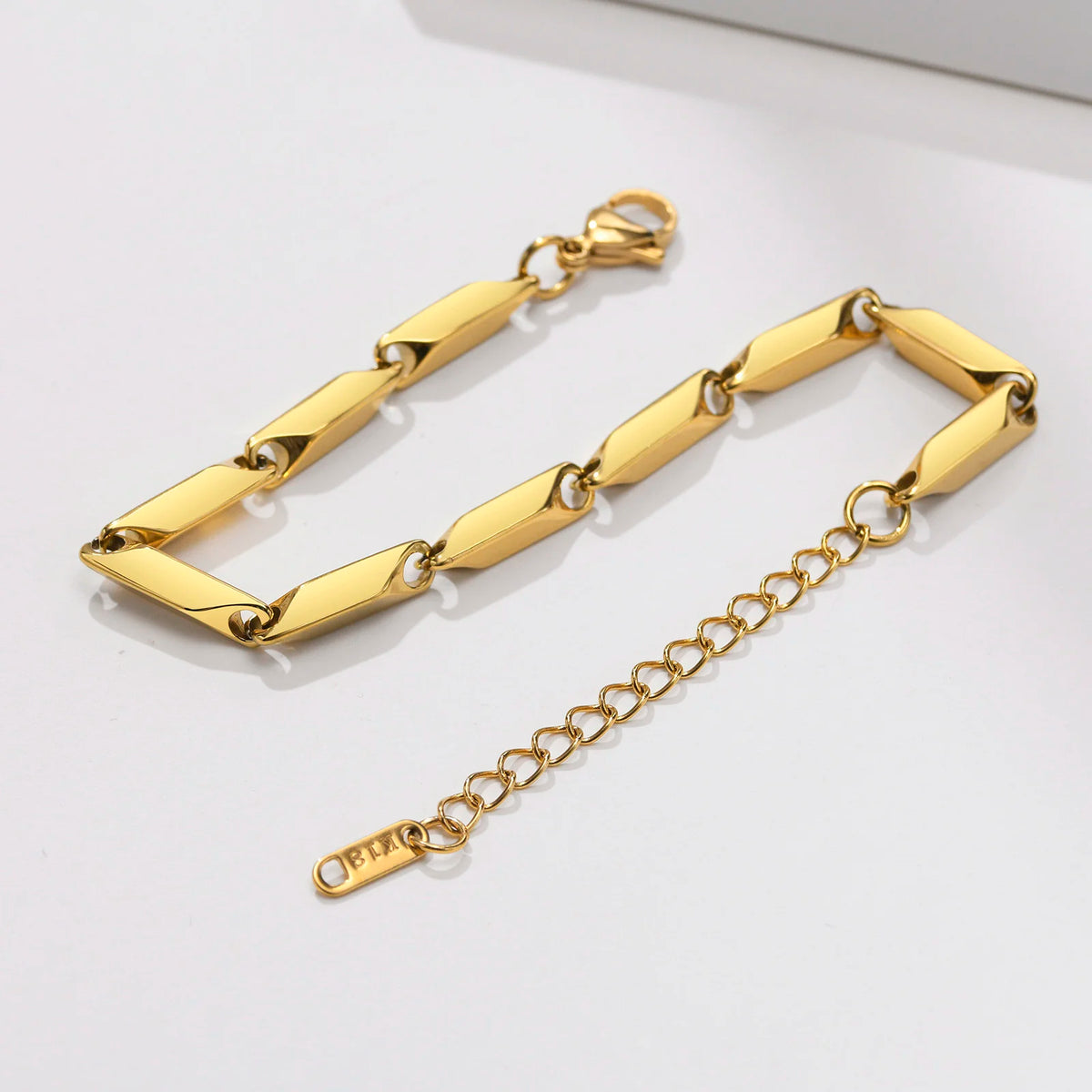 PENDRA Bar Link Bracelet