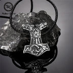 PENDRA Wolf Steel Necklace