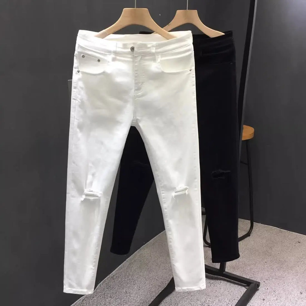 PENDRA Man White Ripped Jeans