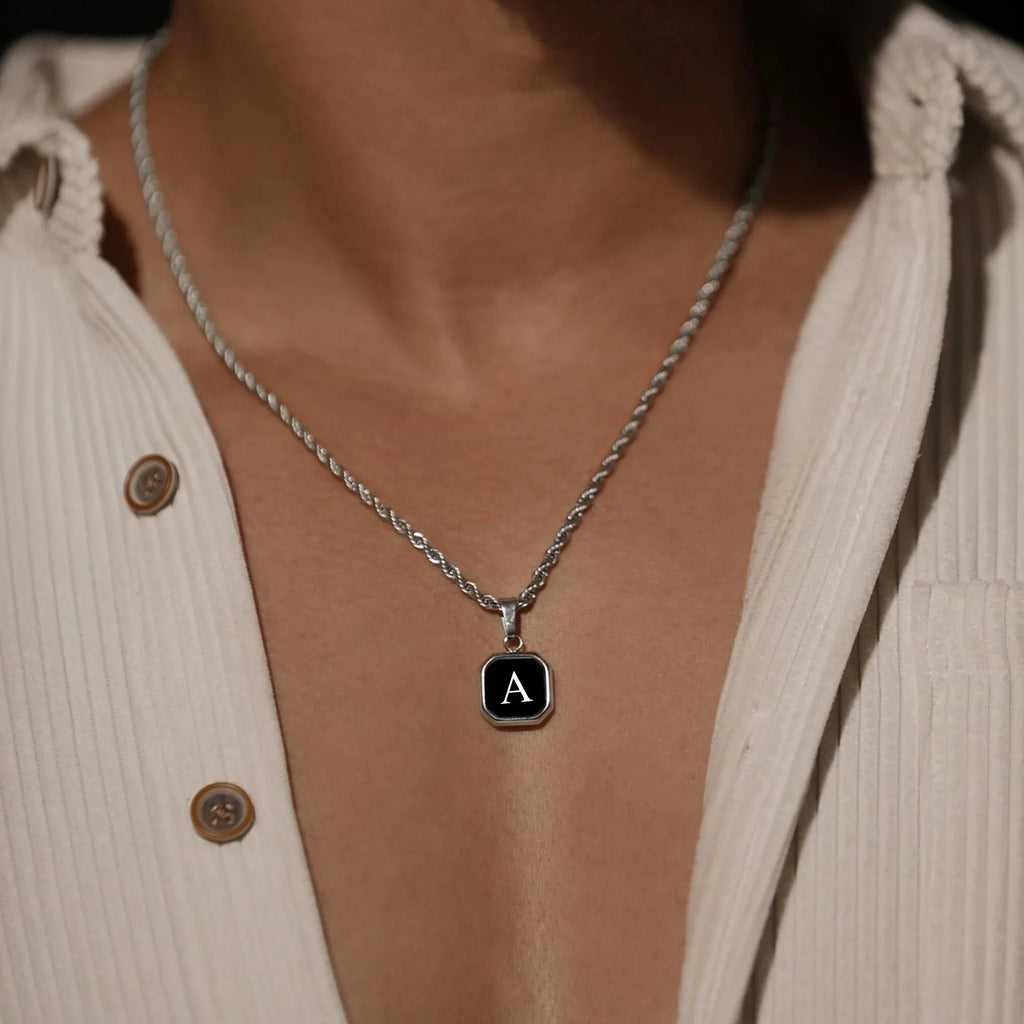 PENDRA Square Twisted Pendant Necklace