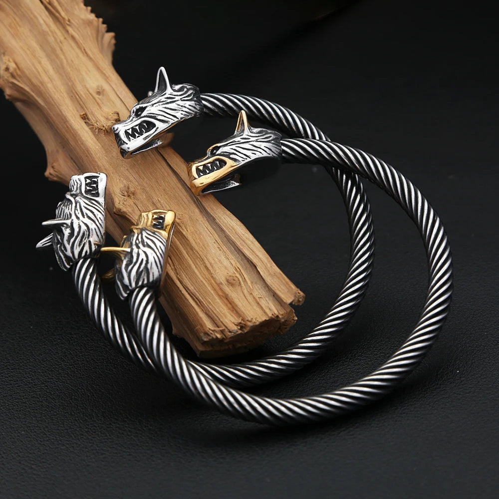 PENDRA Wolfduo Vintage Viking Double Wolf Bracelet
