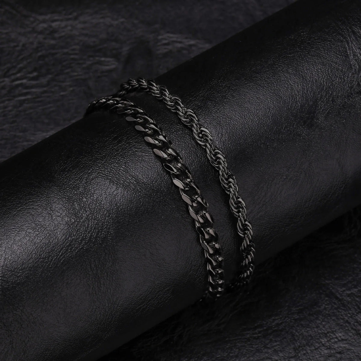 PENDRA Cuban Black Bracelet