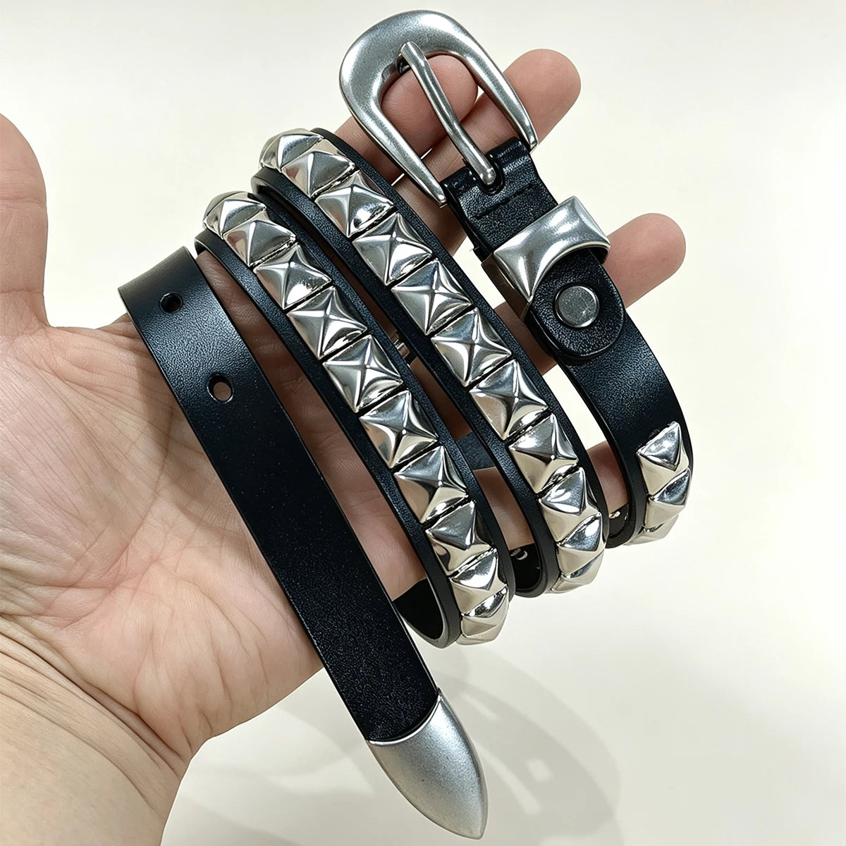 Luxury Designer Brand Belt for Men and Women Tower Rivet Real Genuine Cowhide Leather Pin Belt Male Black Punk Belt for Jeans