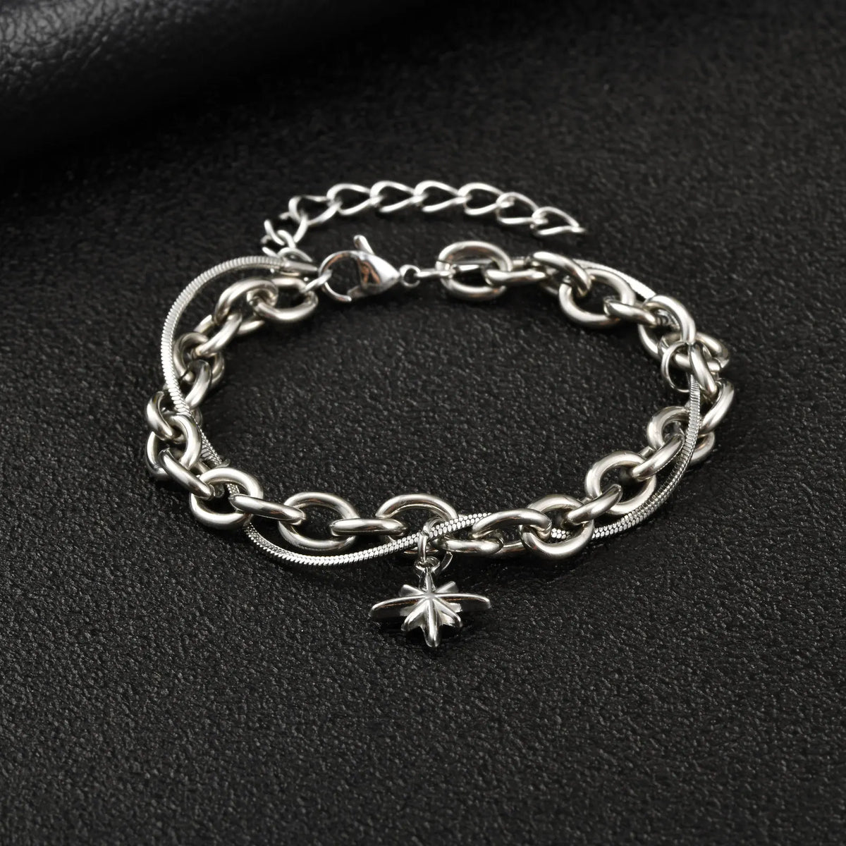 PENDRA Link Star Bracelet