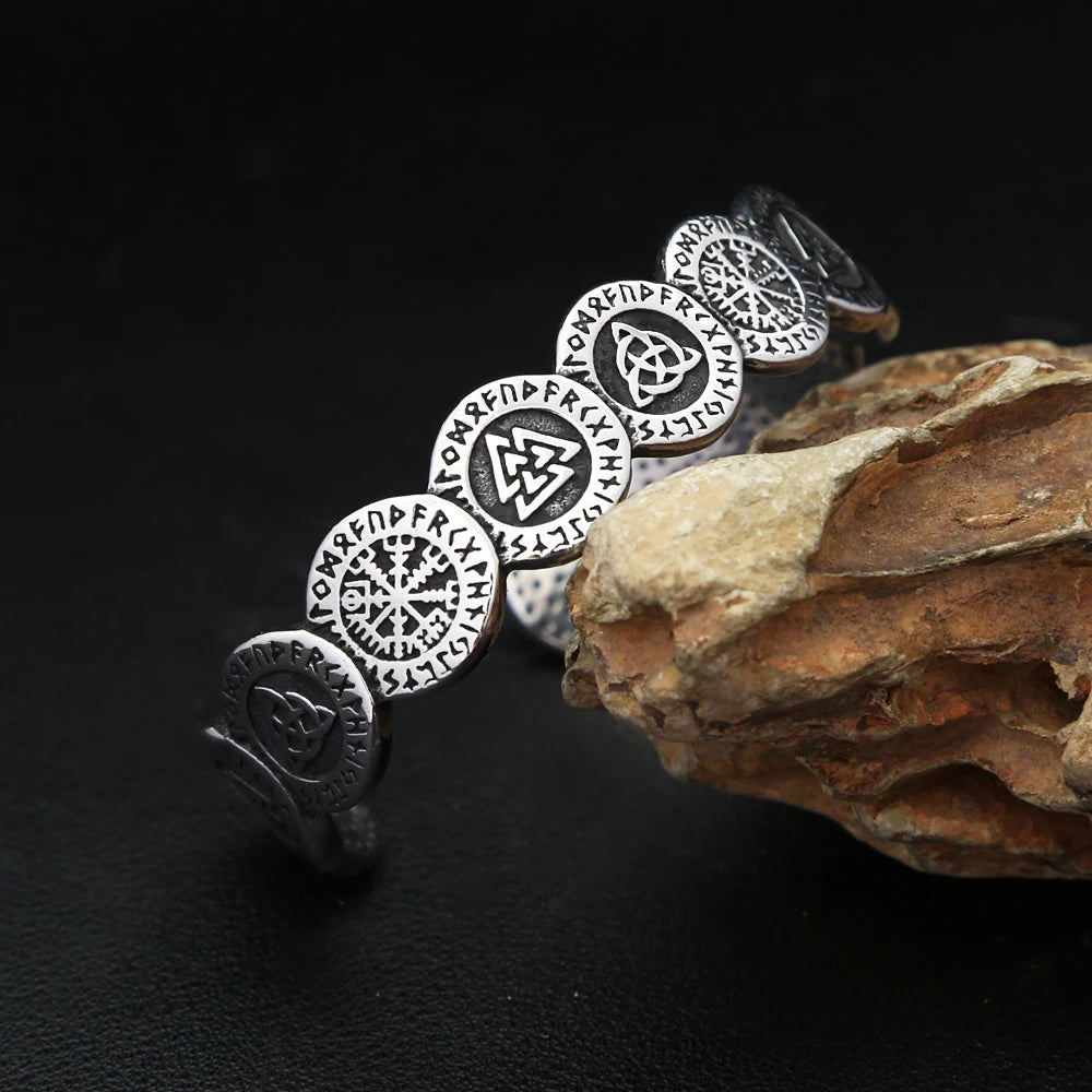 PENDRA Black Lion Stainless Steel Animal Bracelet