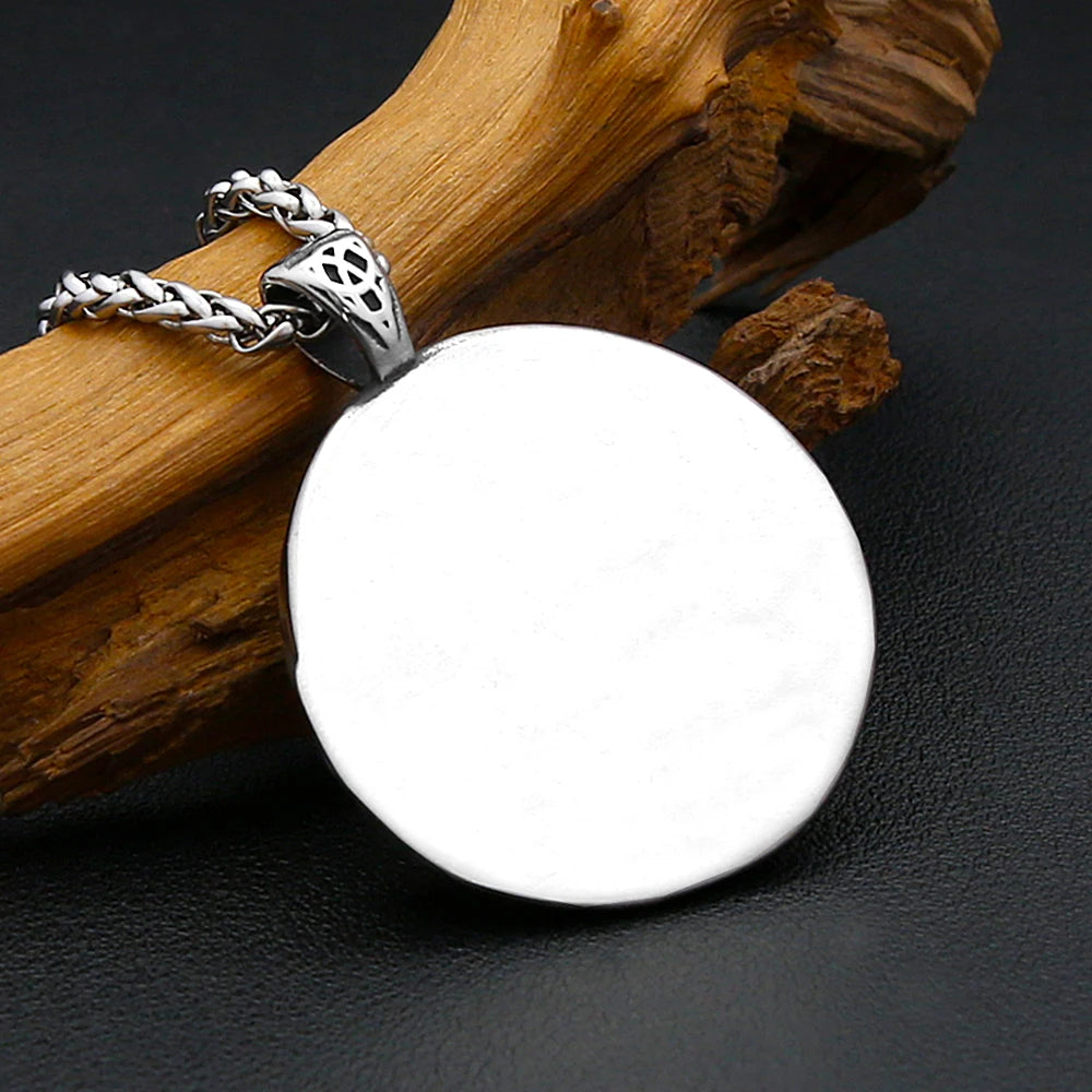 PENDRA Valkwolf Viking Valknut Wolf Pendant Necklace