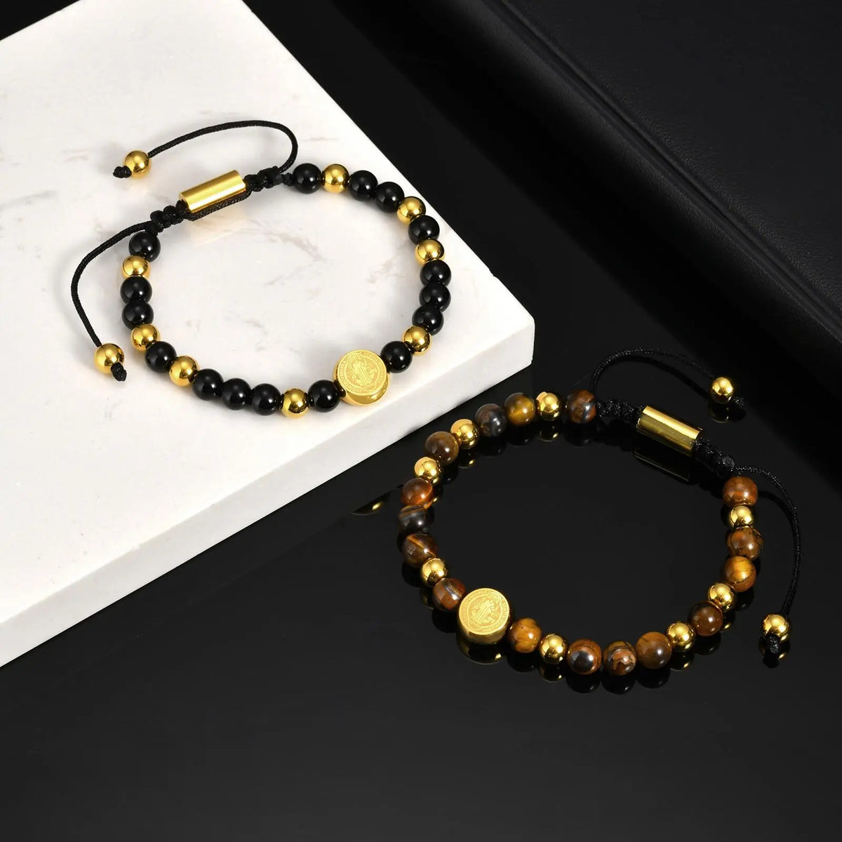 PENDRA Eliessa Benedict Charm Bracelet