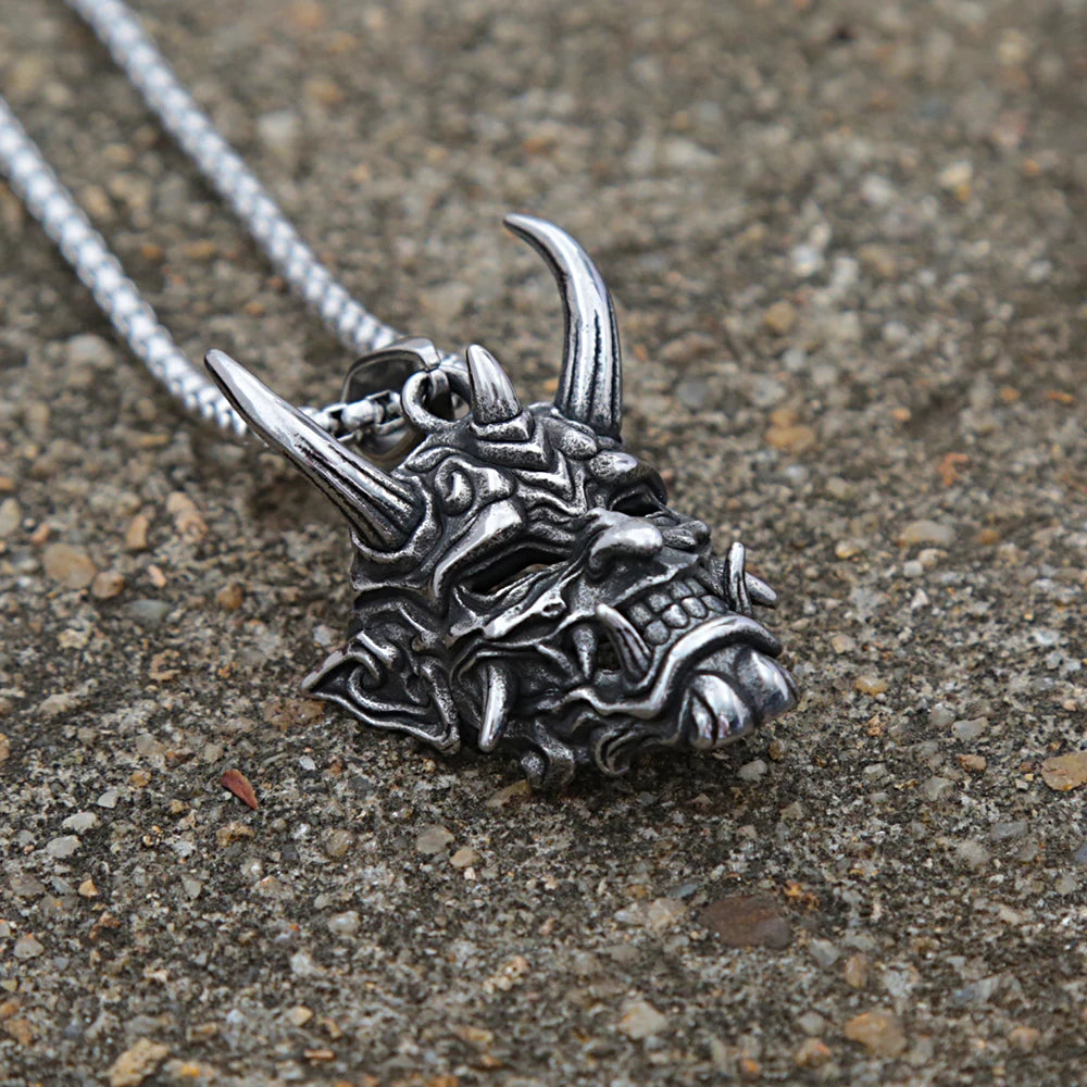 PENDRA Maskskull Gothic Mask Skull Pendant