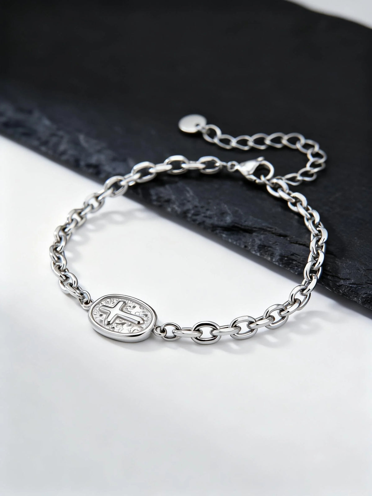 PENDRA Cross Charm Minimalist Bracelet