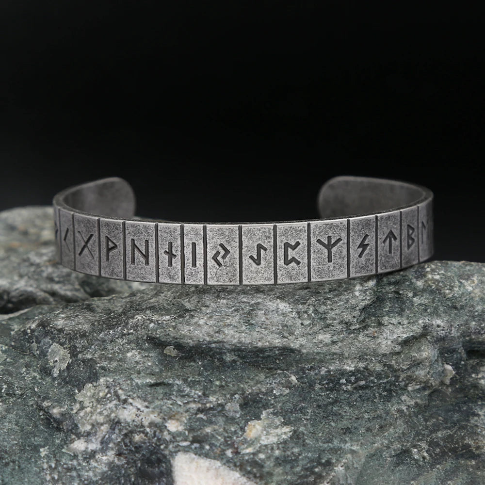 PENDRA Runeband Nordic Viking Rune Bracelet