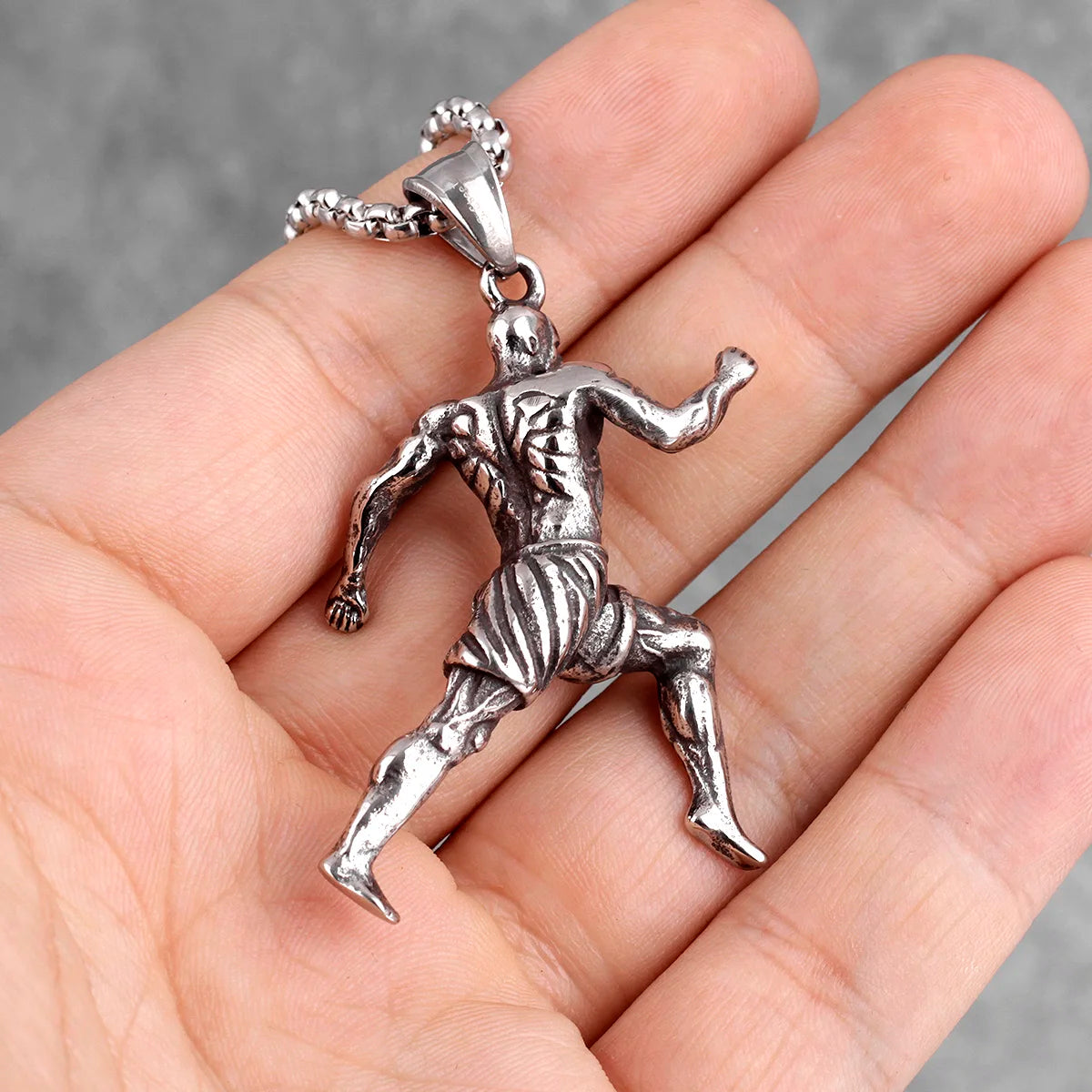 PENDRA Tavessa Fitness Motif Necklace